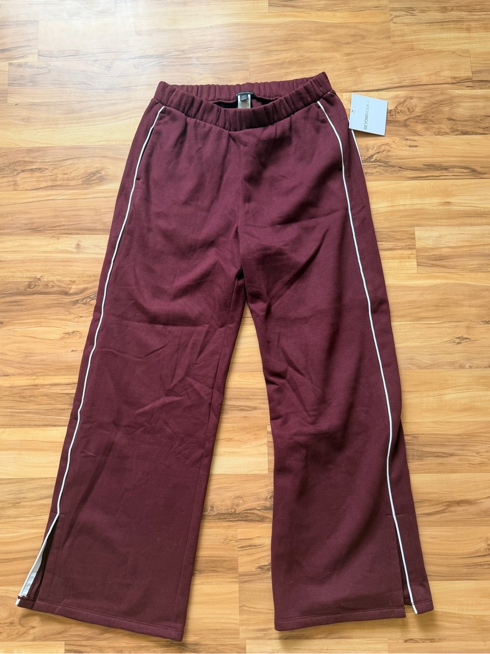 Beyond Yoga Maroon Split-Hem Sweatpants